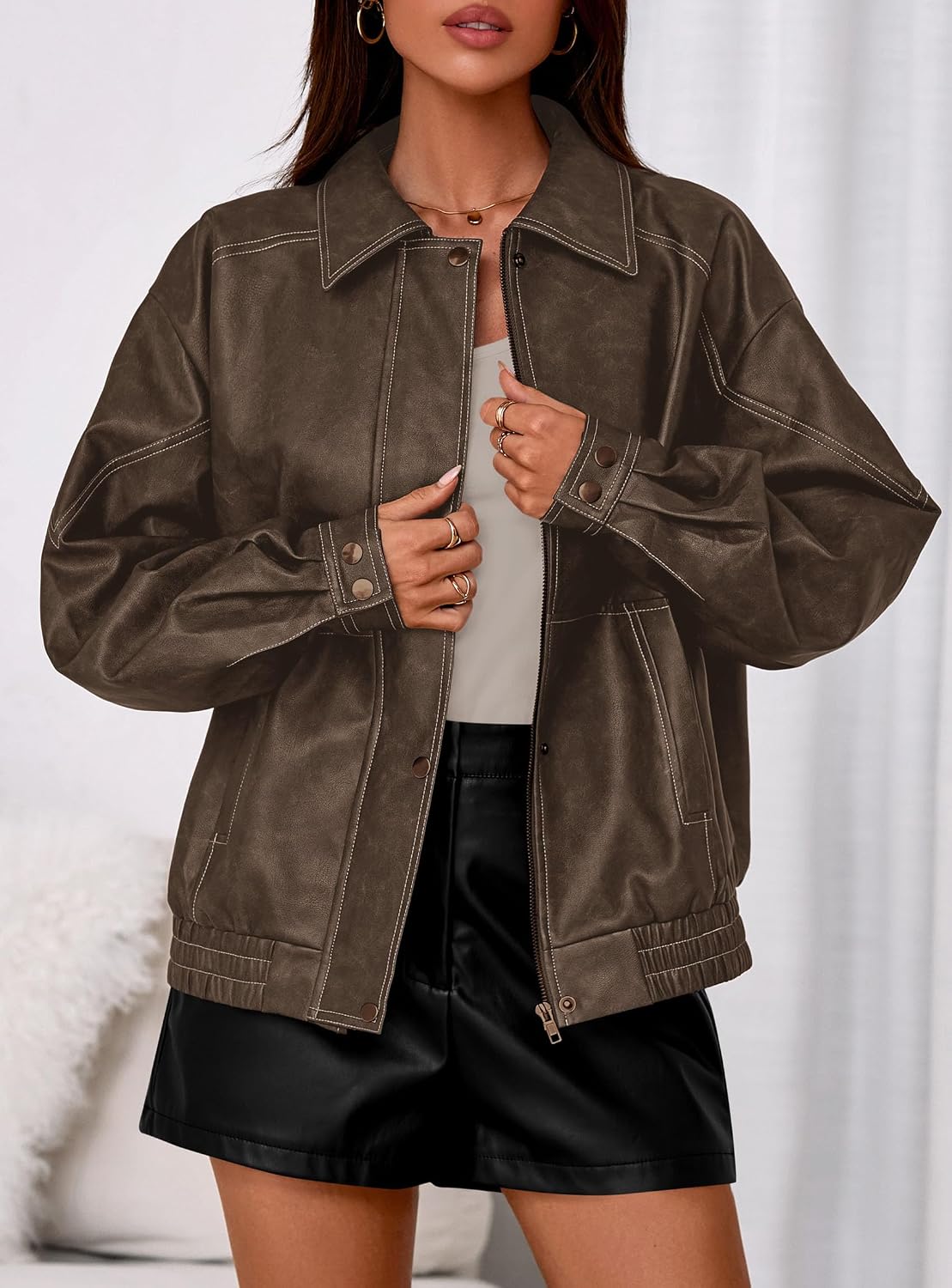Women's Loose-Fit Faux Leather Jacket (Autumn/Winter Outfit) - Image 2
